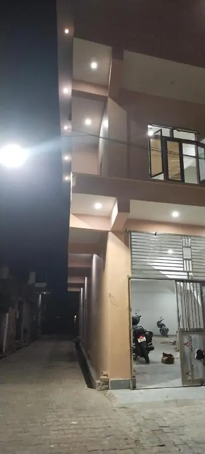 Hotel M J Agra  Agra (Uttar Pradesh)